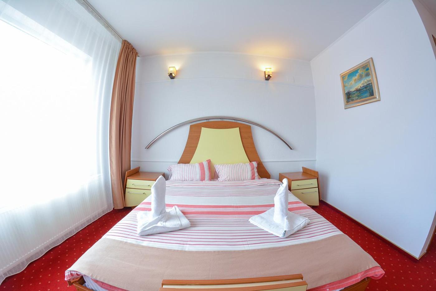 Pensiune Valentina Hotel Râmnicu Vâlcea Kültér fotó